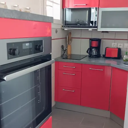Maisonnette Vendeenne 4 Pers. Avec Piscine Privee Et Parking Prive - Fr-1-476-240 펜션